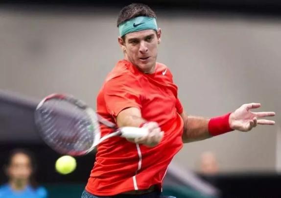 他的表现显 他的表现显