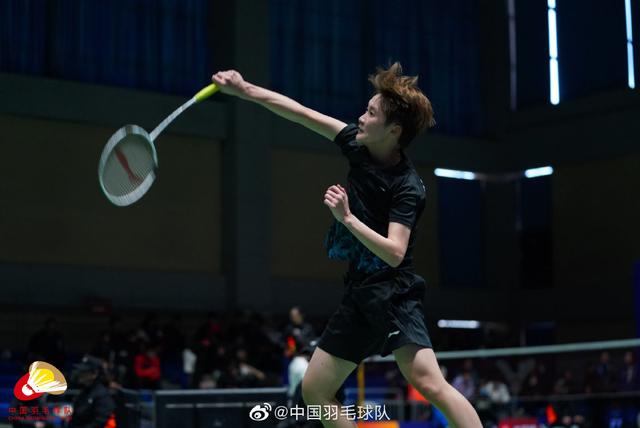 申京拼尽全 申京拼尽全