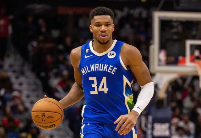 如一道惊雷 如一道惊雷